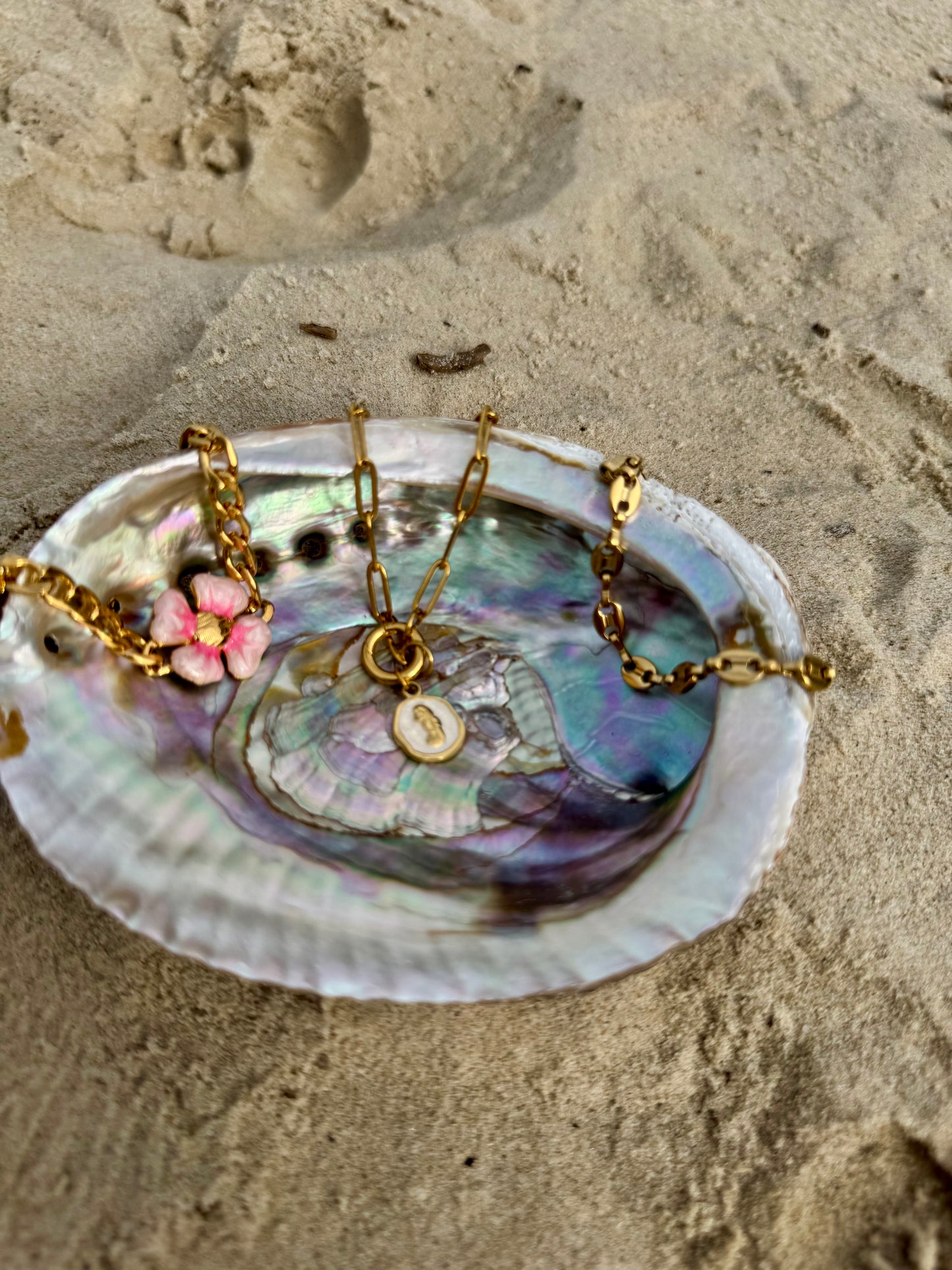 Paperclip charm keeper bracelet
