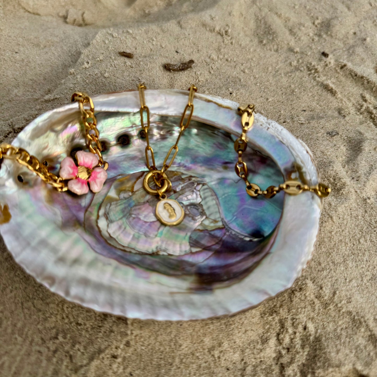 Pink flower bracelet