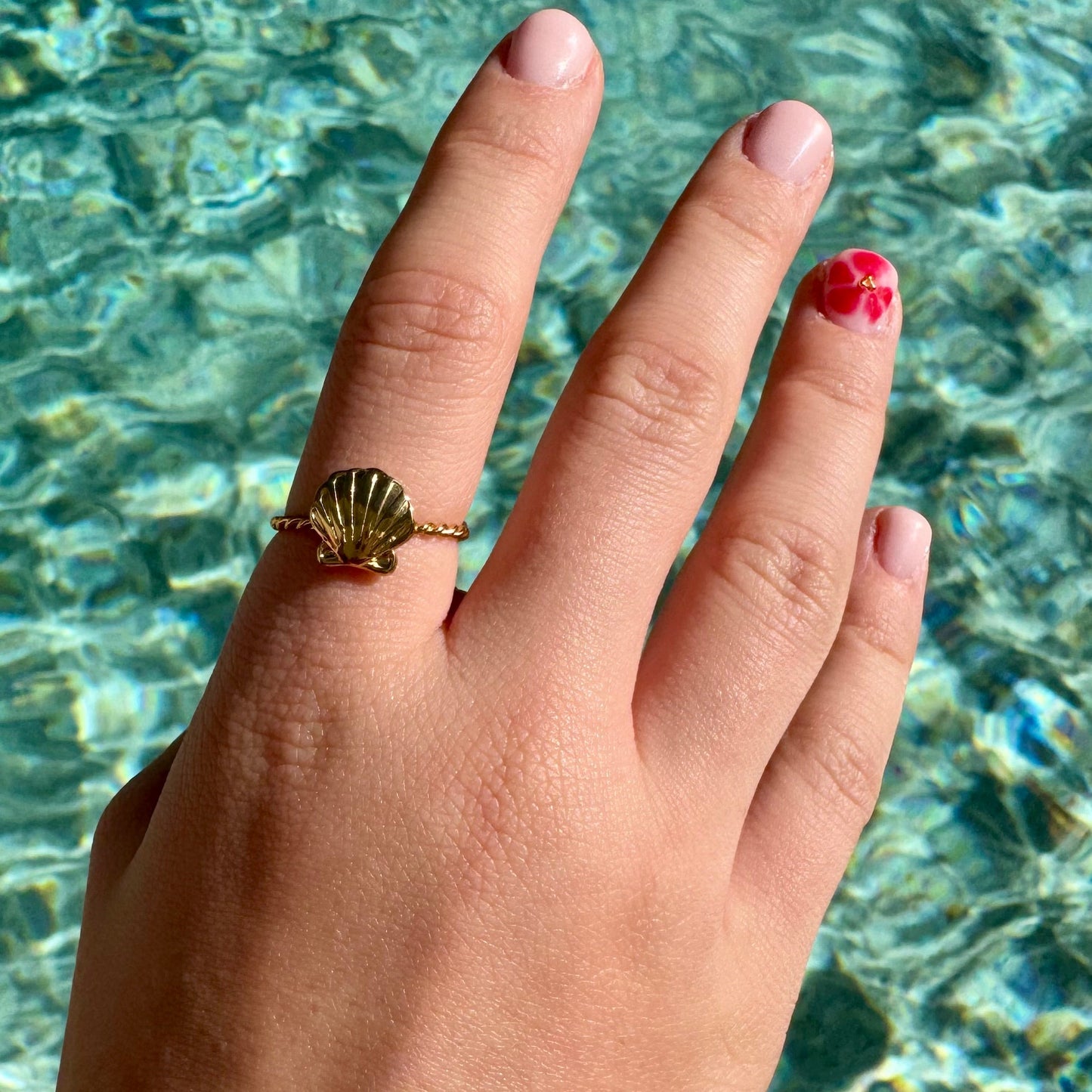 Fine Seashell Ring