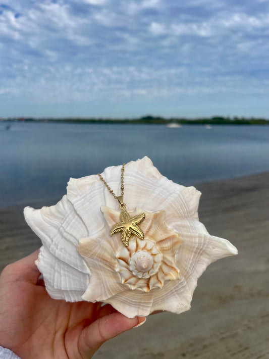 Chunky Starfish Pendant Necklace