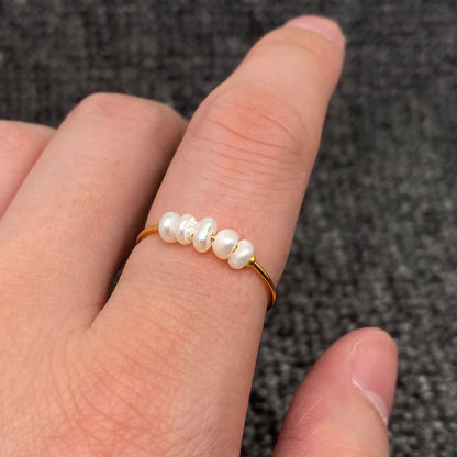 Mini Pearl Ring