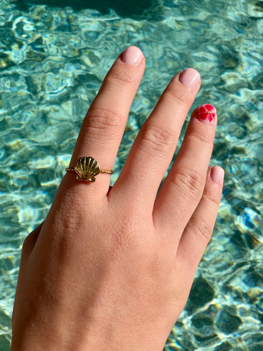 Fine Seashell Ring