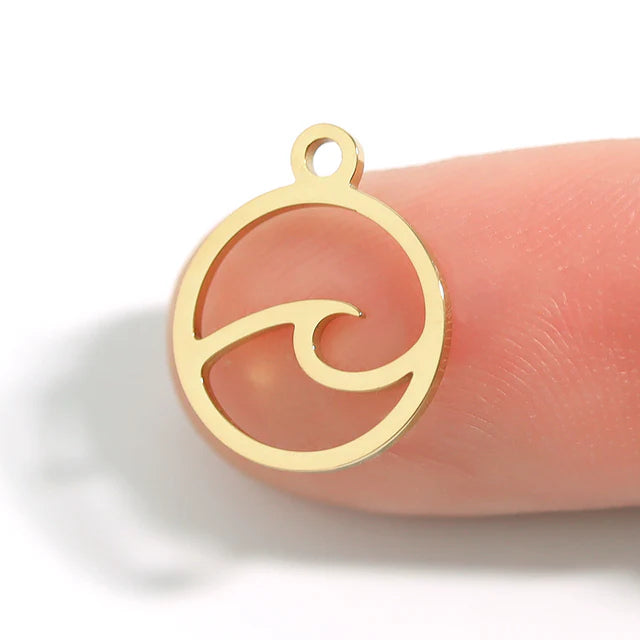 Round Wave Pendant  Necklace