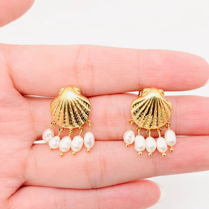 Shell Pearl Stud Earrings