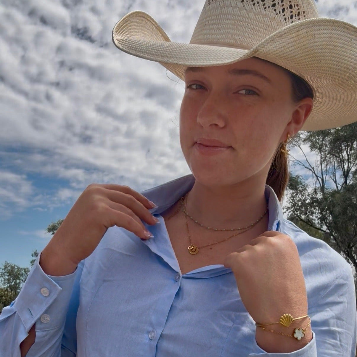 Double Horse Shoe Necklace